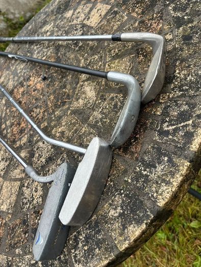 golf clubs