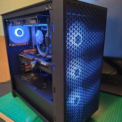 Ryzen 7 5700x3d / Asus Rx 9070 16gb / 32gb Ram / 1tb Nvme Gaming Pc