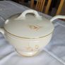 Spring bouquet large soup tureen  brand new Image 9