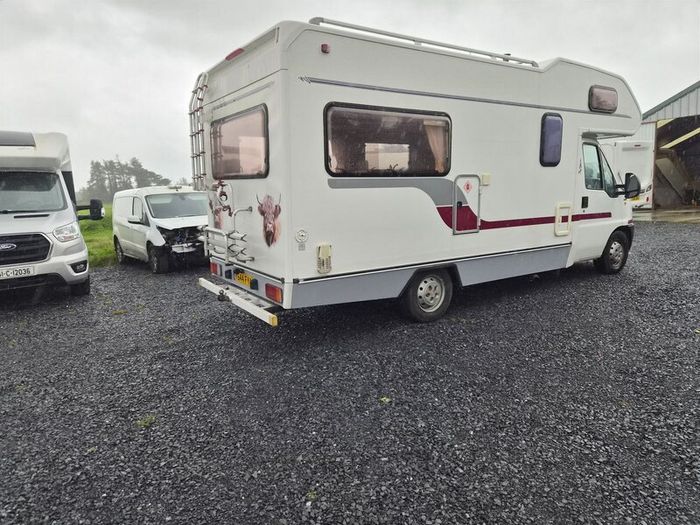Camper