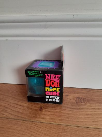 Needoh Nice cube glitter and glow - blue