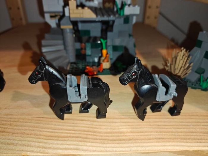 Lego The Lord of the Rings Attack on Weathertop 9472