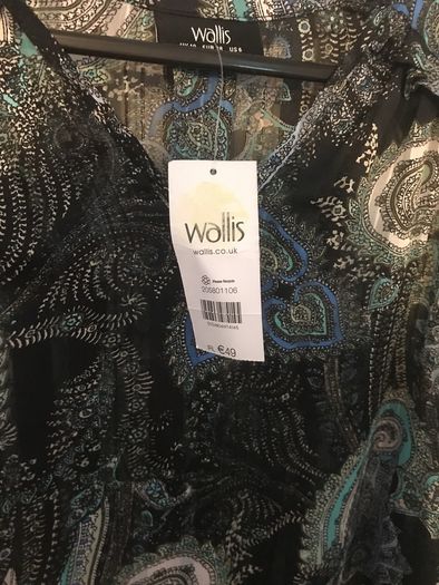 new wallis top