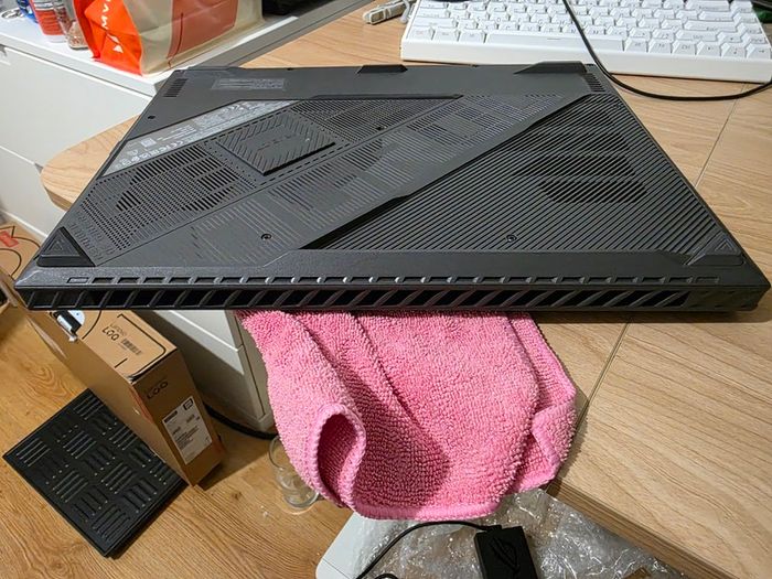 Asus Rog Strix G16 G614jzr | Rtx 4080 12gb 175w | I9-14900hx | 16" 2.5k 240hz Nebula | 16gb Ddr5 | 1tb Ssd | Warranty