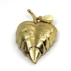 Vintage Avon costume brooch