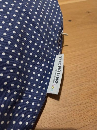 Theraline Yinnie nursing pillow