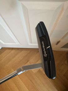 Taylormade system 2 Juno blade putter barely used