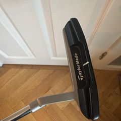 Taylormade system 2 Juno blade putter barely used