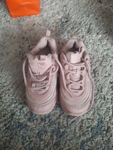 girls pink fila runners