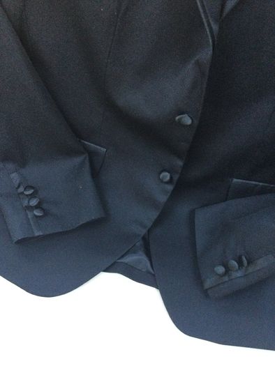 H&M slim fit tuxedo jacket new with tag Size 50