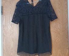 F&F Black Blouse. S.12.