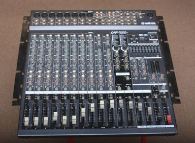 Yamaha EMX5000 12-channel Powered Mixer