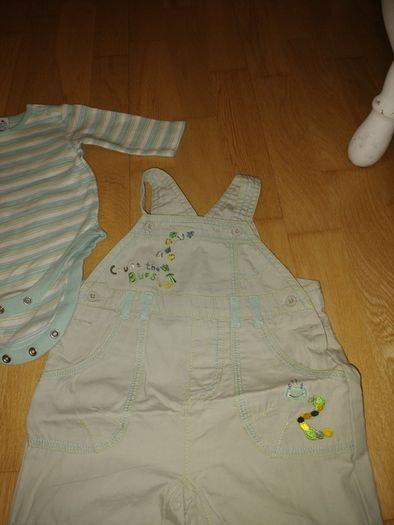Baby clothes