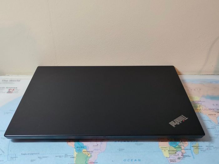 Lenovo ThinkPad X390 Intel i7 8th Gen | 16GB RAM | 256GB SSD | Windows 11 | Office 2021