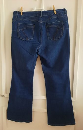 Monsoon cotton denim jeans 32 waist and 28 leg or size 14 in very good condition with no issues see last two photos for exact measurements FREE STANDARD POSTAGE INCLUDED