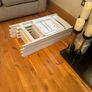 4 Folding Chairs Image 4