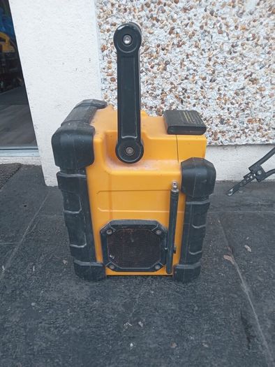 Reka Rugged DAB Radio