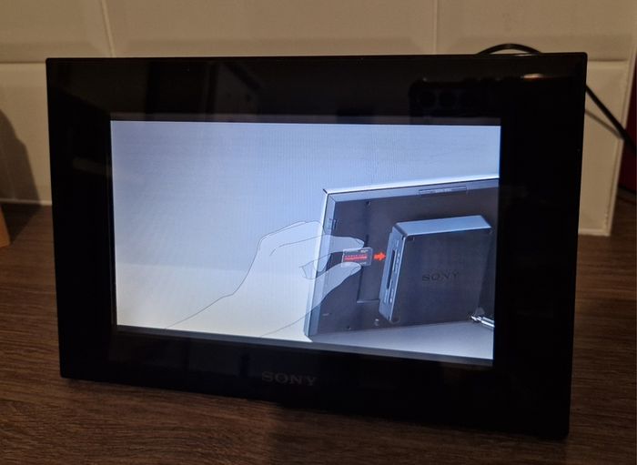 Sony S Frame