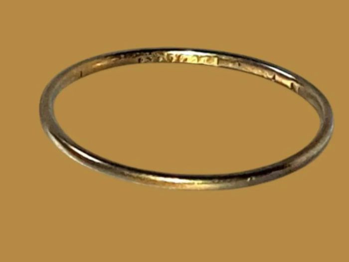 Certified 22ct Gold Wedding Band