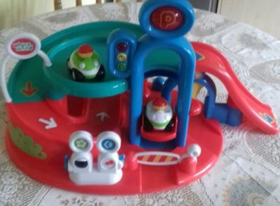 Whiz world garage set REDUCED