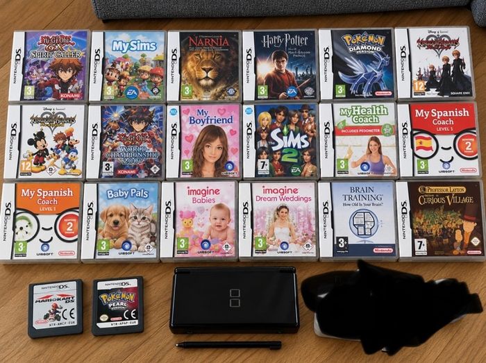 Nintendo Ds game bundle