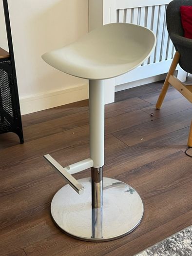 High stool (Grey)
