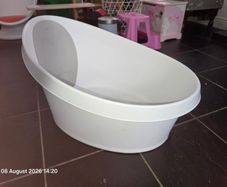 Free Baby bath