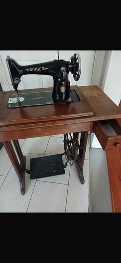 sewing machine