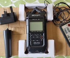 Zoom H4n Pro Bundle