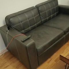 2-Seater Black Leather Pull-Out Sofa Bed / Sleeper Couch