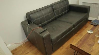 2-Seater Black Leather Pull-Out Sofa Bed / Sleeper Couch