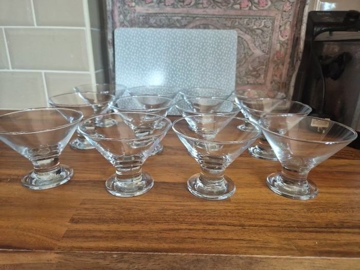 Prawn cocktail glasses x 12