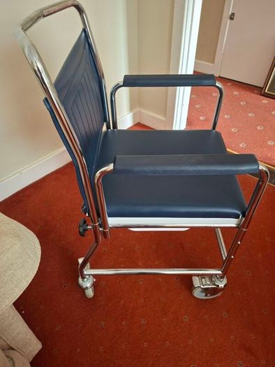 Commode