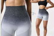 Seamless Ombre High-Waist Sports Shorts