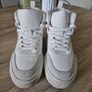 Zara runners Image 2