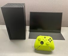 Ultimate Portable Xbox Setup Xbox Series X + 2K Portable Screen + Electric Volt Controller & Razer Dock