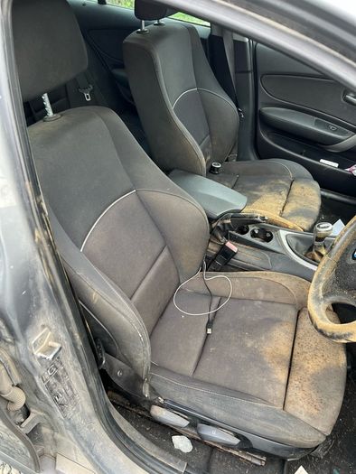 Breaking bmw 1 series 118d 2008 a52/7 e87 n47d20c