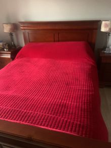 King size Sleigh bed