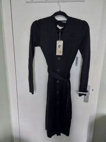 Black knit dress