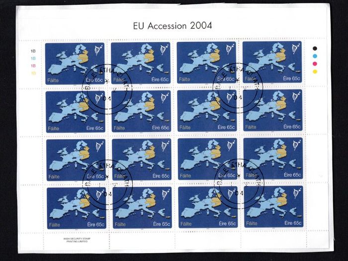 2004 Ireland EU Accession Stamp Sheetlet Plate 1B1B1B1B Fine CDS Used with Dublin cancel of 1st May 2004 (First day of issue) on envelope extract.