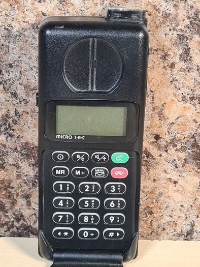 Vintage Motorola Micro Tac International 5200 Mobile Phone  For Parts Repair Collector