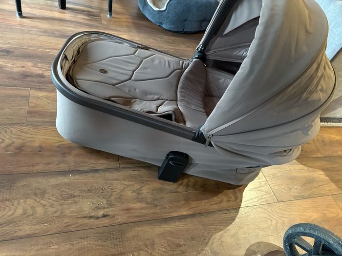 Venicci upline 2 pram for sale