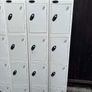 probe 4 door metal lockers x 6 Image 4