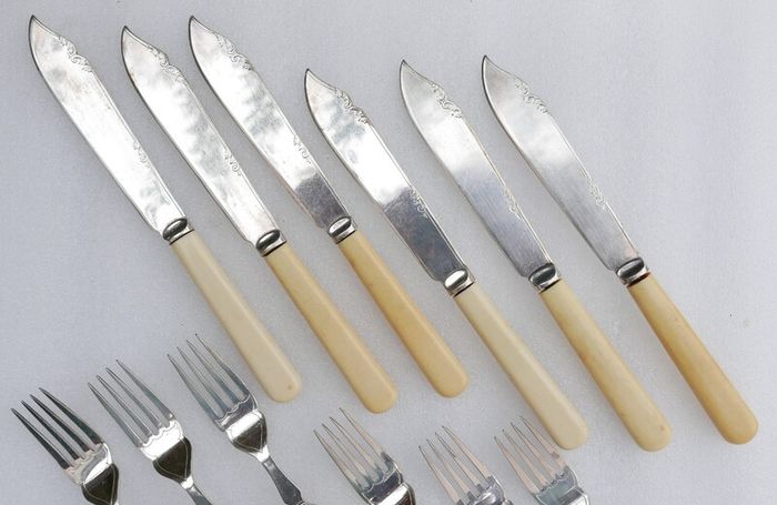 Vintage Sheffield Silver Plated Fish Flatware Serving Set in Original Box