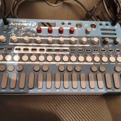 Ambient 0 synth