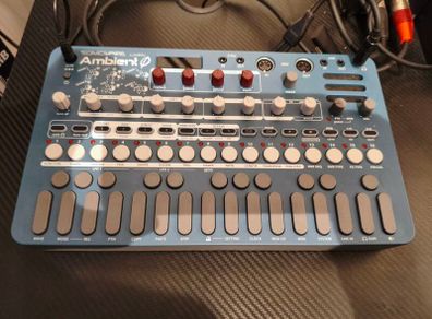 Ambient 0 synth