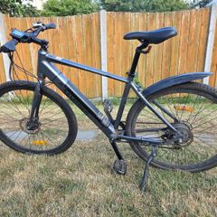Electric Bike - high performance and tannus armour upgrade