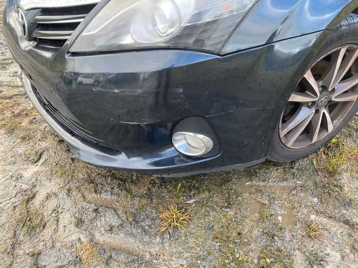 2014 Toyota Avensis Breaking