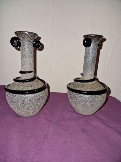 Vintage pair Spanish Lafiore Scavo glass vases