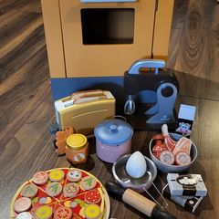 Toy oven and accessories
